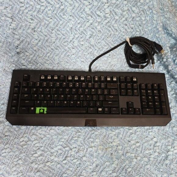 Razer Black Widow 2014 Mechanical Gaming Keyboard Light Up RZ03-0039 - Picture 1 of 16